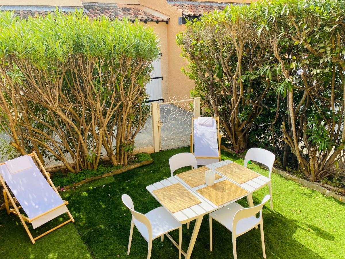 Apartamento Les Tamaris Saint-Cyr-sur-Mer Exterior foto